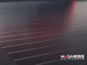 Chevrolet Silverado Bed Cover - Switchblade - Pace Edwards - 5ft 8in Bed Chevrolet Silverado Bed Cover - Switchblade - Pace Edwards - 5ft 8in Bed